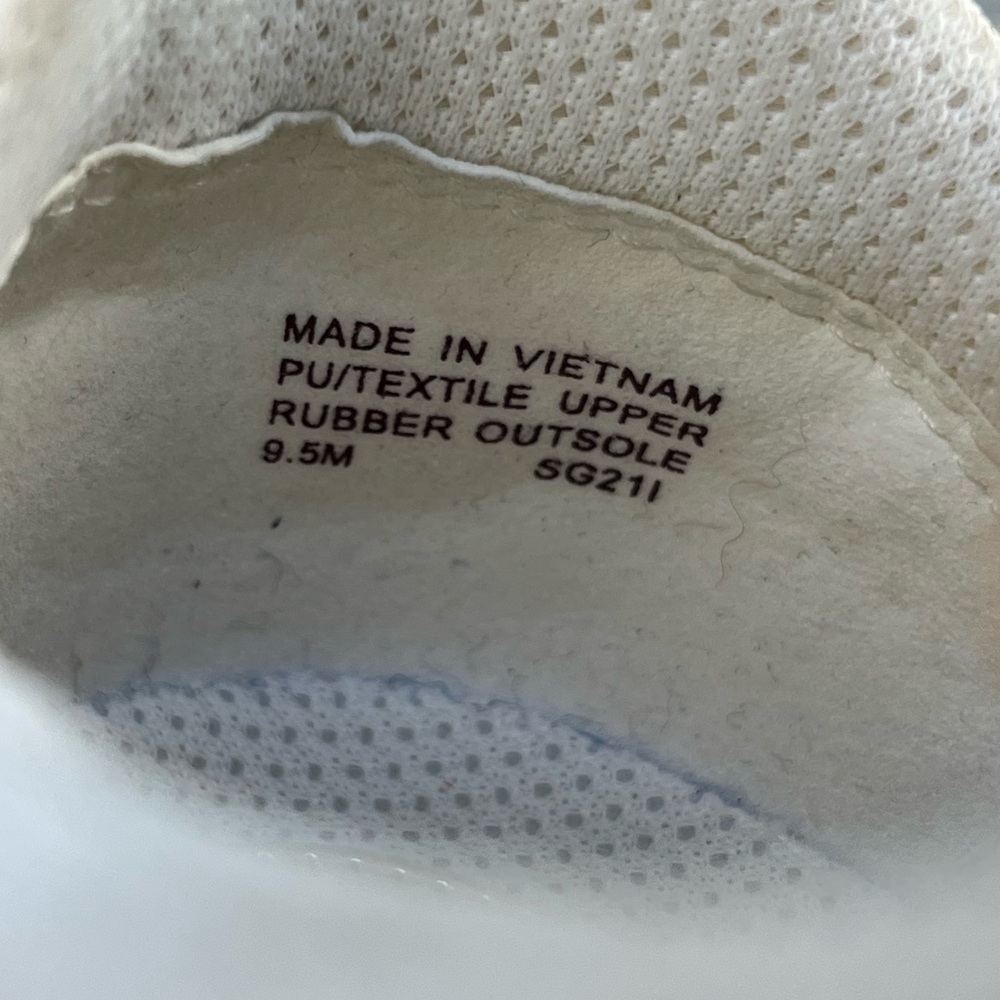Michael Kors; Wilma Color-Block Logo Trainers; Little/No wear; Woman’s 9/9.5 - Picture 12 of 13